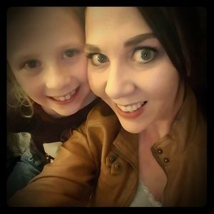 Meet your Posher, Andrea